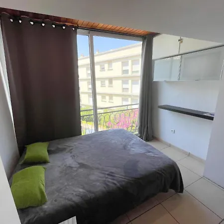 Paraiso Apartment Roses